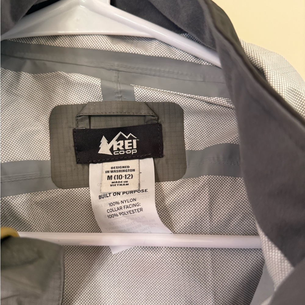 REI Kids Gray Raincoat with Yellow Accents. Size Medium 10-12. - Picture 4 of 4